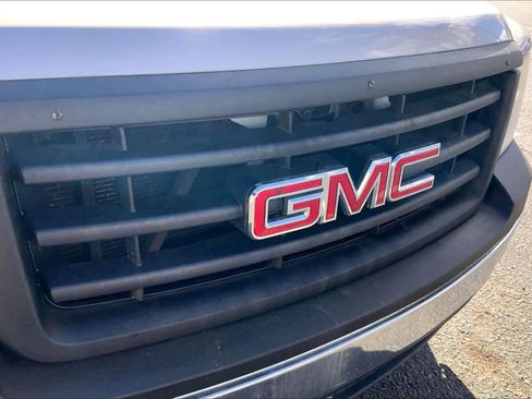 Used 2007 GMC Sierra 1500 W/T w/ Work Truck Preferred Package image 26