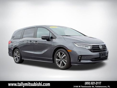 Used 2023 Honda Odyssey Touring image 1