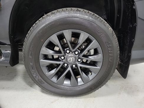 Used 2023 Lexus GX 460 Premium image 8