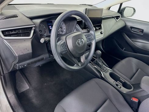 Used 2024 Toyota Corolla LE FWD image 9