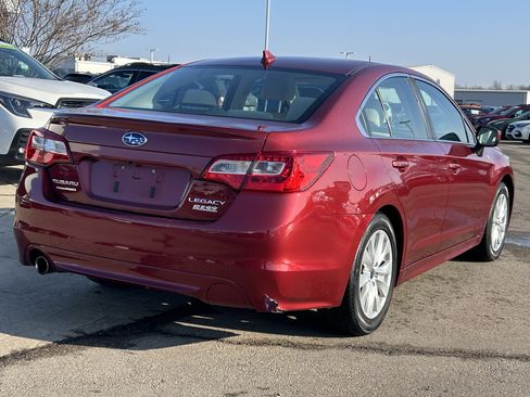 Used 2017 Subaru Legacy 2.5i Premium image 7