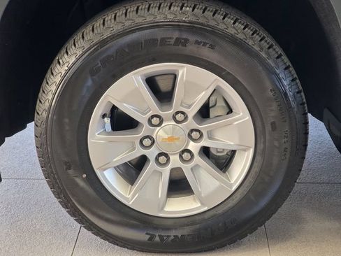 Used 2026 Chevrolet Silverado 1500 LT RWD image 11