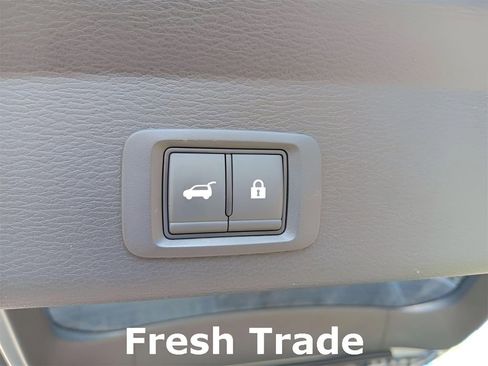 Used 2023 Mitsubishi Outlander SE image 43