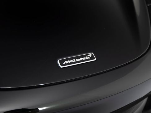 Used 2024 McLaren 750S Spider RWD image 39