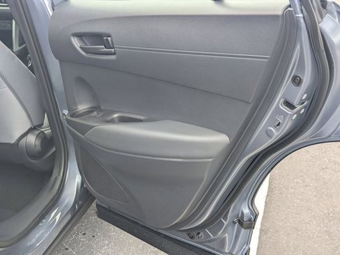 Used 2025 Toyota Corolla Cross AWD Hybrid image 15