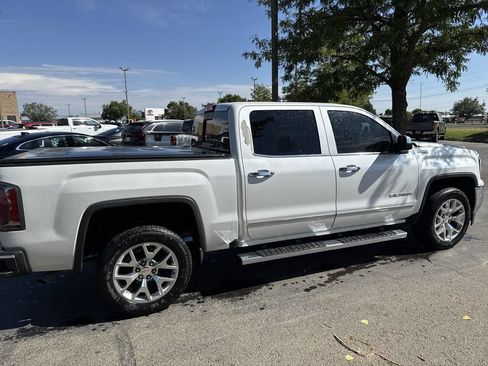Used 2017 GMC Sierra 1500 SLT w/ SLT Premium Package AWD/4WD image 8