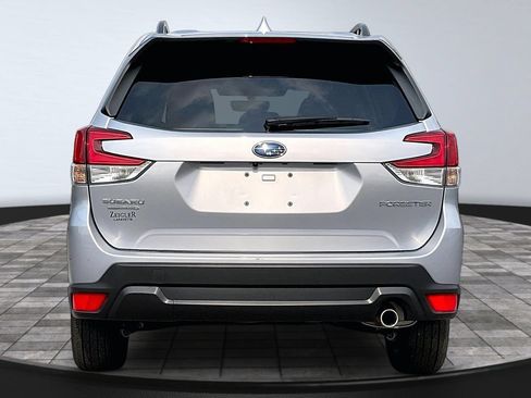 Certified 2023 Subaru Forester Limited AWD/4WD image 4