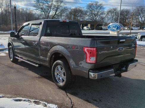 Used 2017 Ford F150 XLT w/ Equipment Group 302A Luxury image 6