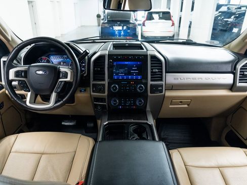 Used 2020 Ford F250 Lariat image 8