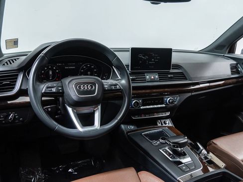 Used 2018 Audi Q5 2.0T Premium Plus w/ Premium Plus Package AWD/4WD image 13