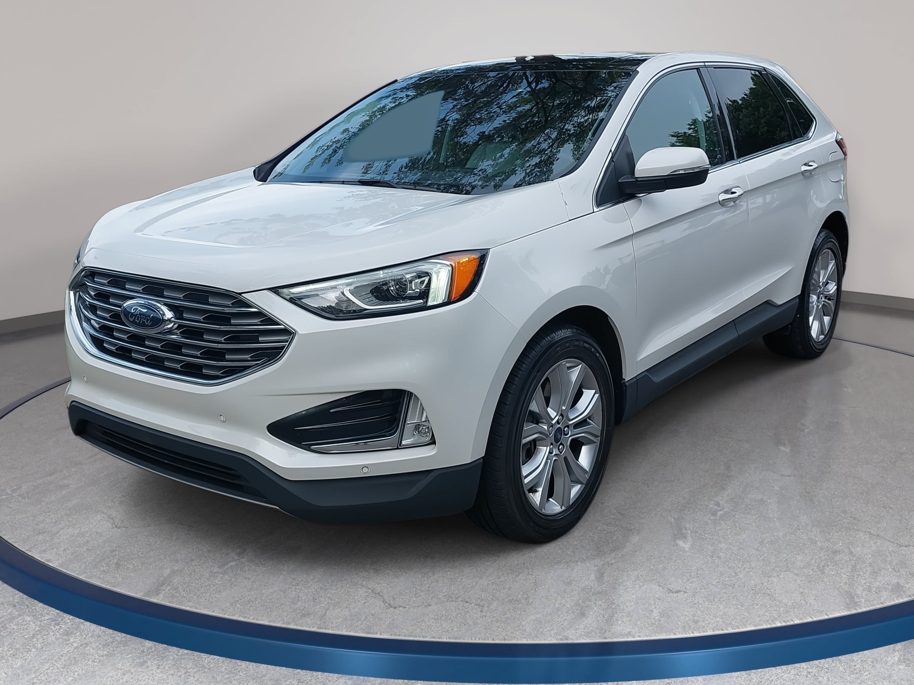 Used 2021 Ford Edge Titanium AWD/4WD image 1