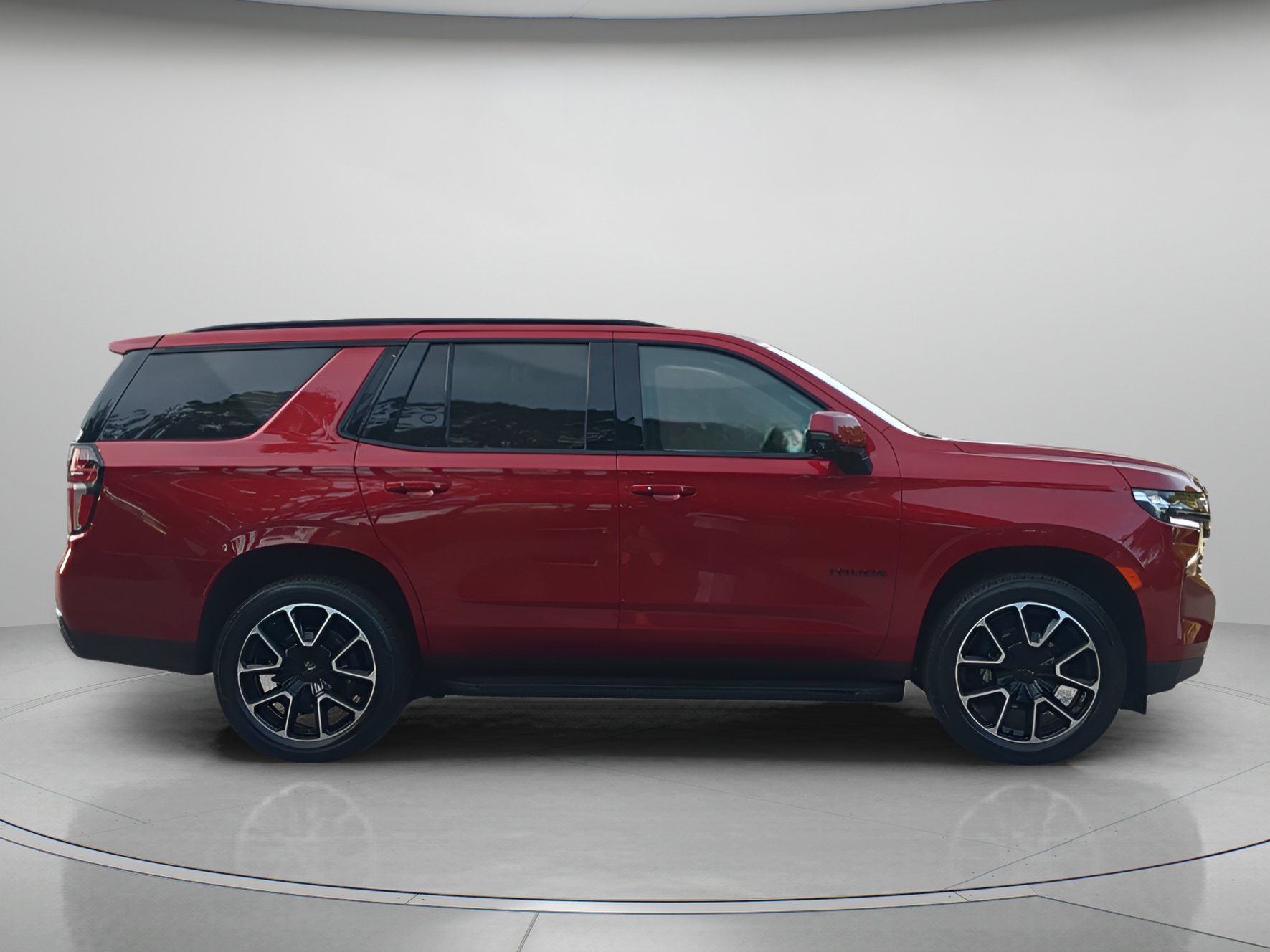 Used 2024 Chevrolet Tahoe RST w/ Luxury Package RWD image 39