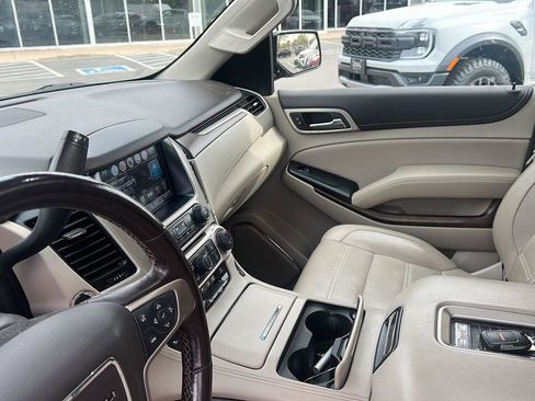 Used 2018 GMC Yukon XL Denali w/ Open Road Package AWD/4WD image 21