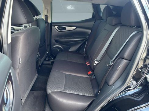 Used 2022 Nissan Rogue Sport S FWD image 23