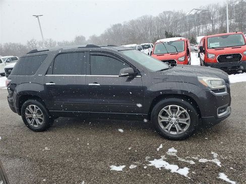 Used 2016 GMC Acadia SLT image 3