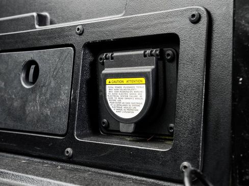 Used 2021 Toyota Tacoma TRD Sport image 25