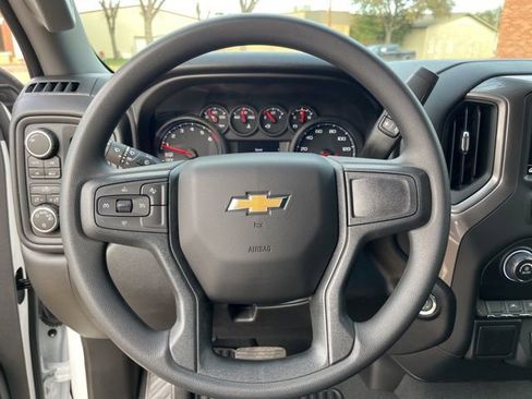 New 2026 Chevrolet Silverado 1500 Custom AWD/4WD image 29
