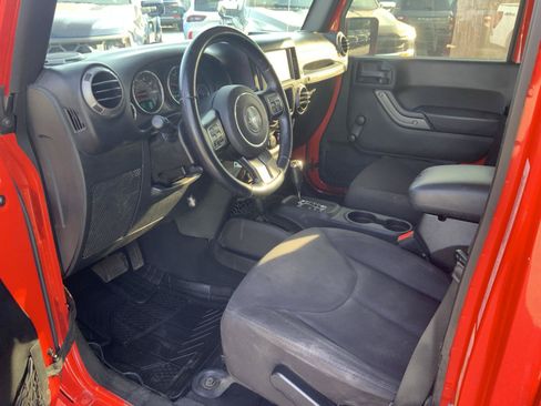 Used 2015 Jeep Wrangler Unlimited Sport w/ Connectivity Group AWD/4WD image 20