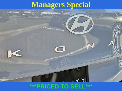 Used 2024 Hyundai Kona SEL FWD image 31