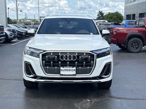 Used 2025 Audi Q7 3.0T Premium Plus AWD/4WD image 14