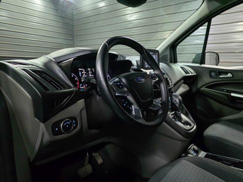 Used 2020 Ford Transit Connect XLT image 13
