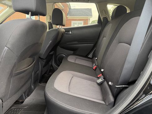 Used 2011 Nissan Rogue SV w/ Premium Pkg AWD/4WD image 11