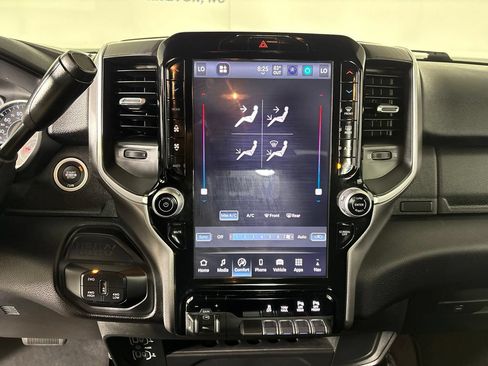Used 2025 RAM 2500 Big Horn AWD/4WD image 19