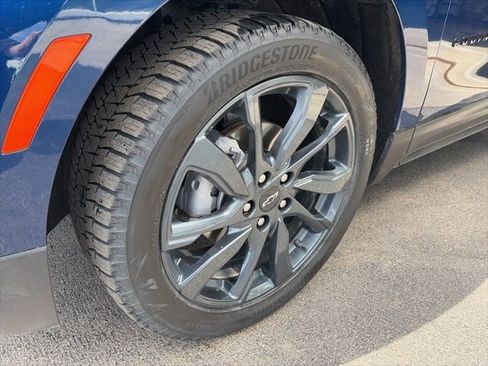 Used 2022 Chevrolet Equinox RS w/ LPO, Floor Liner Package AWD/4WD image 6