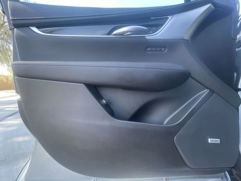 Used 2024 Cadillac XT5 Premium Luxury image 23