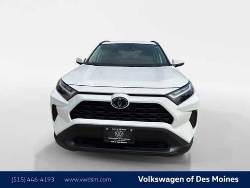 Used 2025 Toyota RAV4 XLE image 7