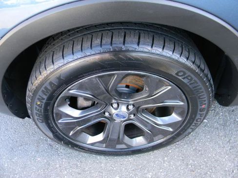 Used 2018 Ford Explorer Sport w/ Equipment Group 401A image 26