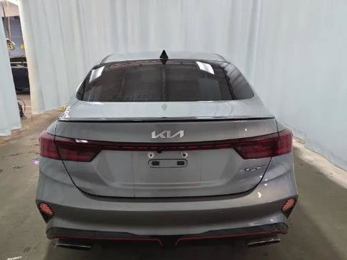 Used 2022 Kia Forte GT w/ GT2 Package FWD image 2