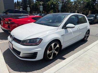 Used 2017 Volkswagen GTI SE