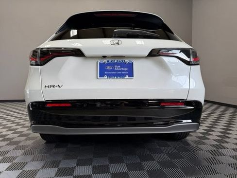 Used 2025 Honda HR-V EX-L image 10