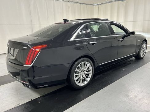 Used 2018 Cadillac CT6 3.6 AWD image 2
