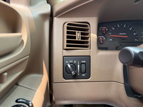 Used 2003 Dodge Durango SLT image 22