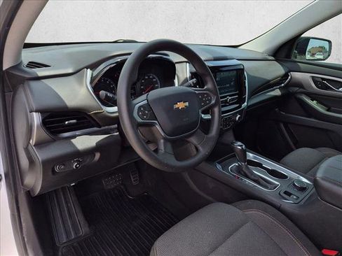 Used 2019 Chevrolet Traverse LS FWD image 10