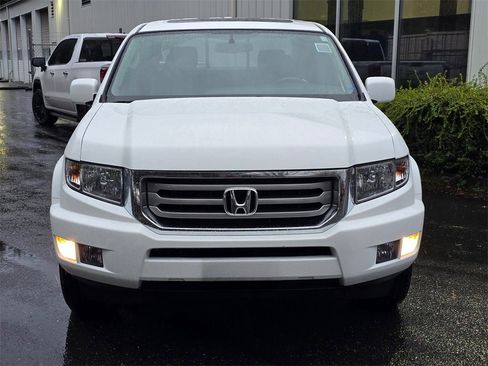 Used 2014 Honda Ridgeline RTL image 2