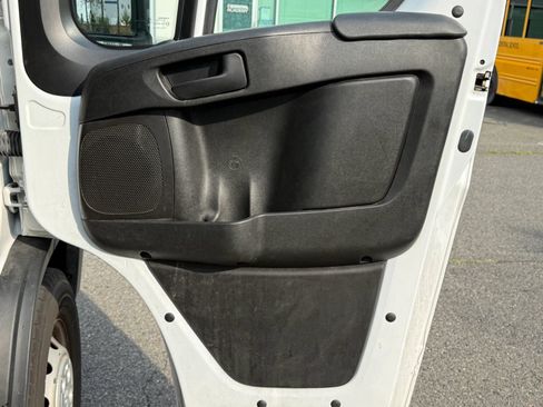Used 2023 RAM ProMaster 2500 FWD image 19