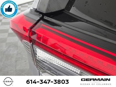 Used 2023 Toyota RAV4 LE AWD/4WD image 14
