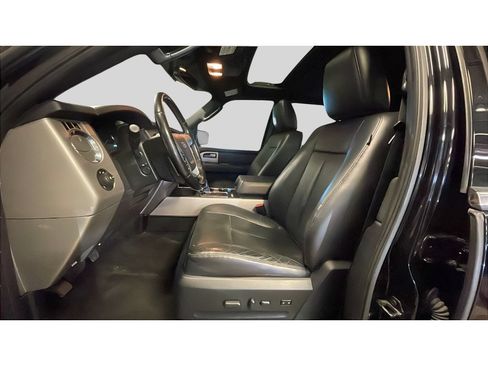 Used 2017 Ford Expedition EL Limited w/ Equipment Group 301A AWD/4WD image 12