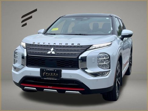 Used 2024 Mitsubishi Outlander Ralliart AWD/4WD image 1