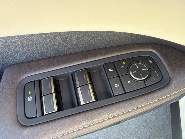 Used 2025 Lexus RX 350 w/ Convenience Package AWD/4WD image 24