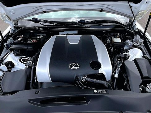 Used 2016 Lexus IS 300 AWD w/ Premium Package image 9