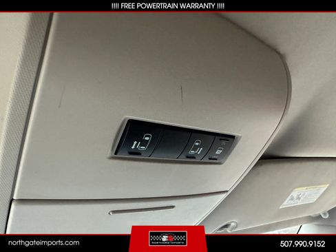 Used 2011 Dodge Grand Caravan Crew image 25