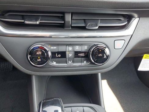 New 2026 Buick Envista Preferred w/ Convenience I Package FWD image 26