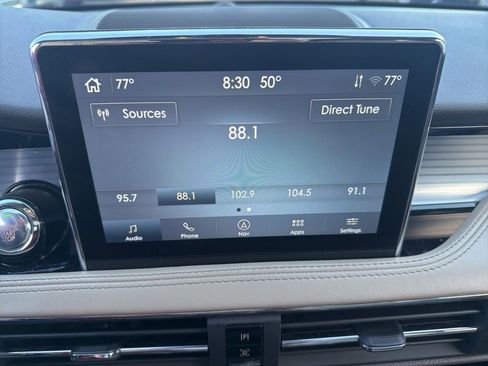 Used 2022 Lincoln Corsair AWD w/ Premium Package image 25