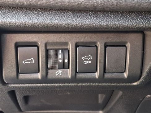 Certified 2025 Subaru Outback Onyx Edition image 26