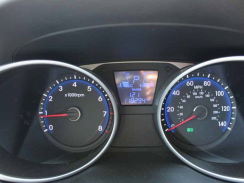 Used 2015 Hyundai Tucson Limited w/ Option Group 03 FWD image 14