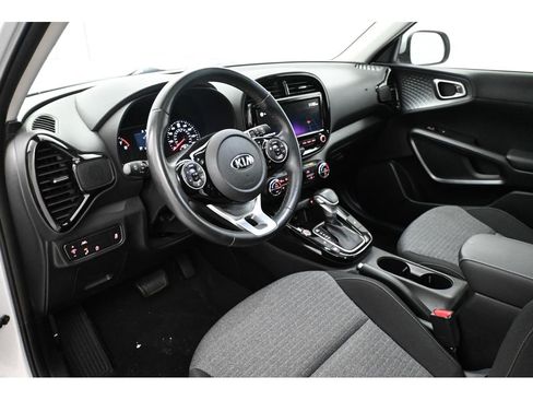 Used 2021 Kia Soul EX FWD image 11